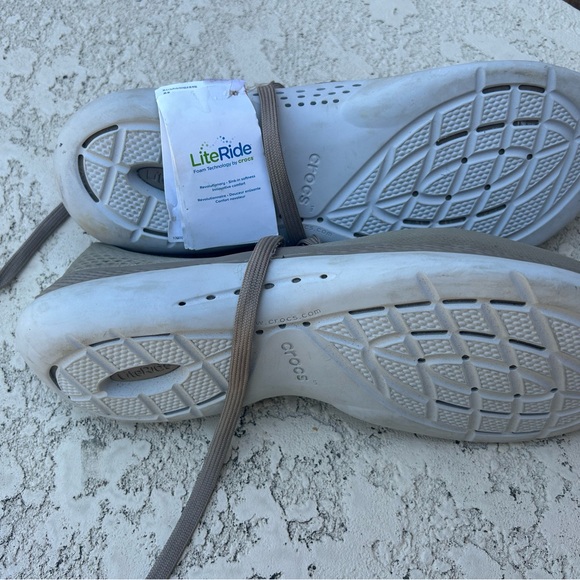 Crocs Lite Ride Lace-Up Sneakers - Picture 3 of 3